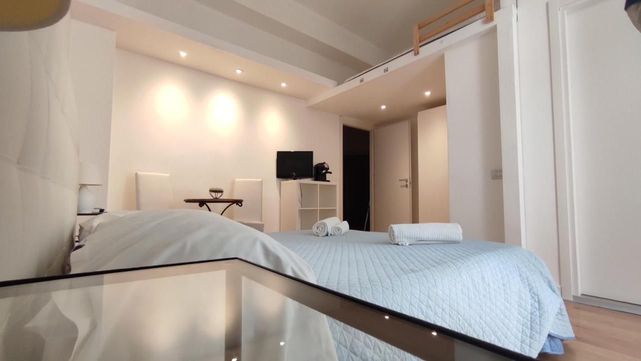 Living Cagliari Panzió Kültér fotó