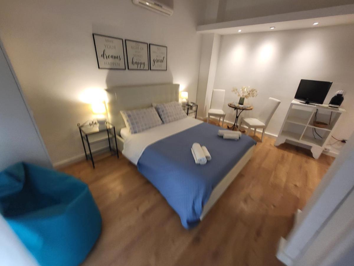Living Cagliari Panzió Kültér fotó